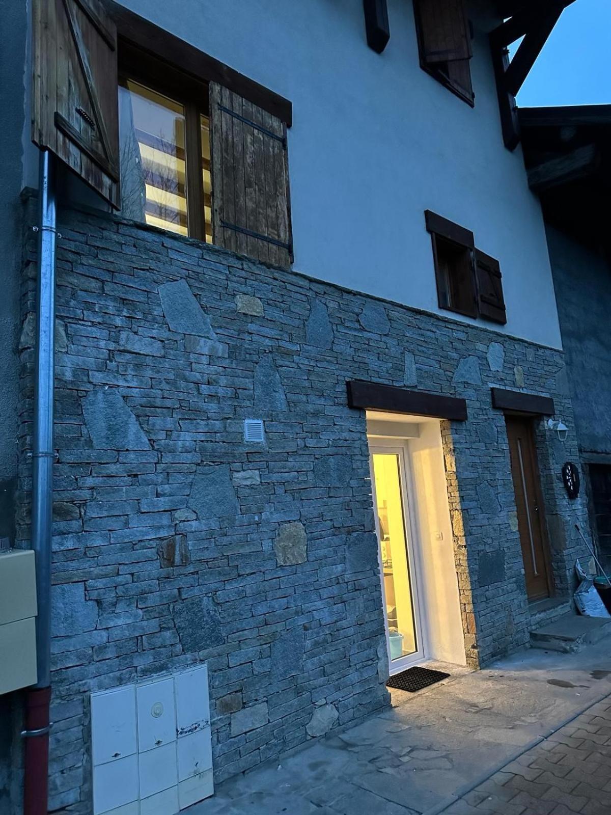 T2 Sur Isere Apartment *